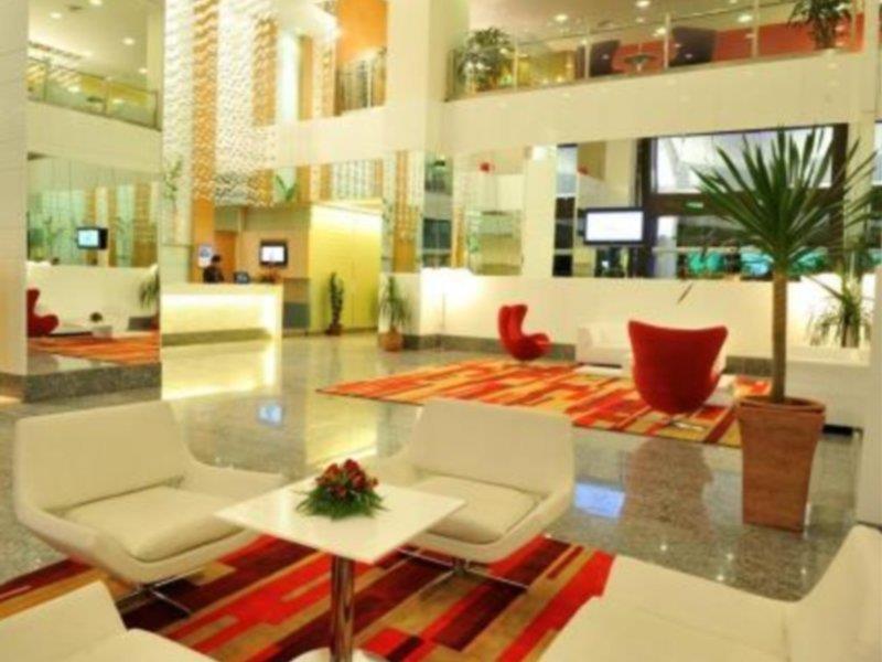 Grand Borneo Hotel Кота-Кінабалу Екстер'єр фото